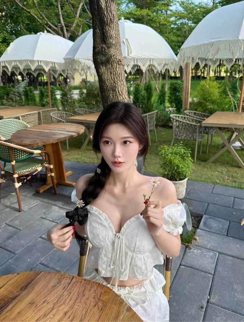 平台小主播，新人刚下海，水多多，三点粉