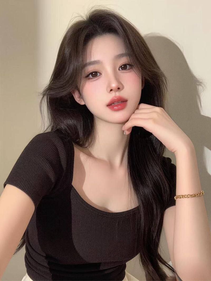 必选款宝藏女孩，童颜无整，雪白粉嫩