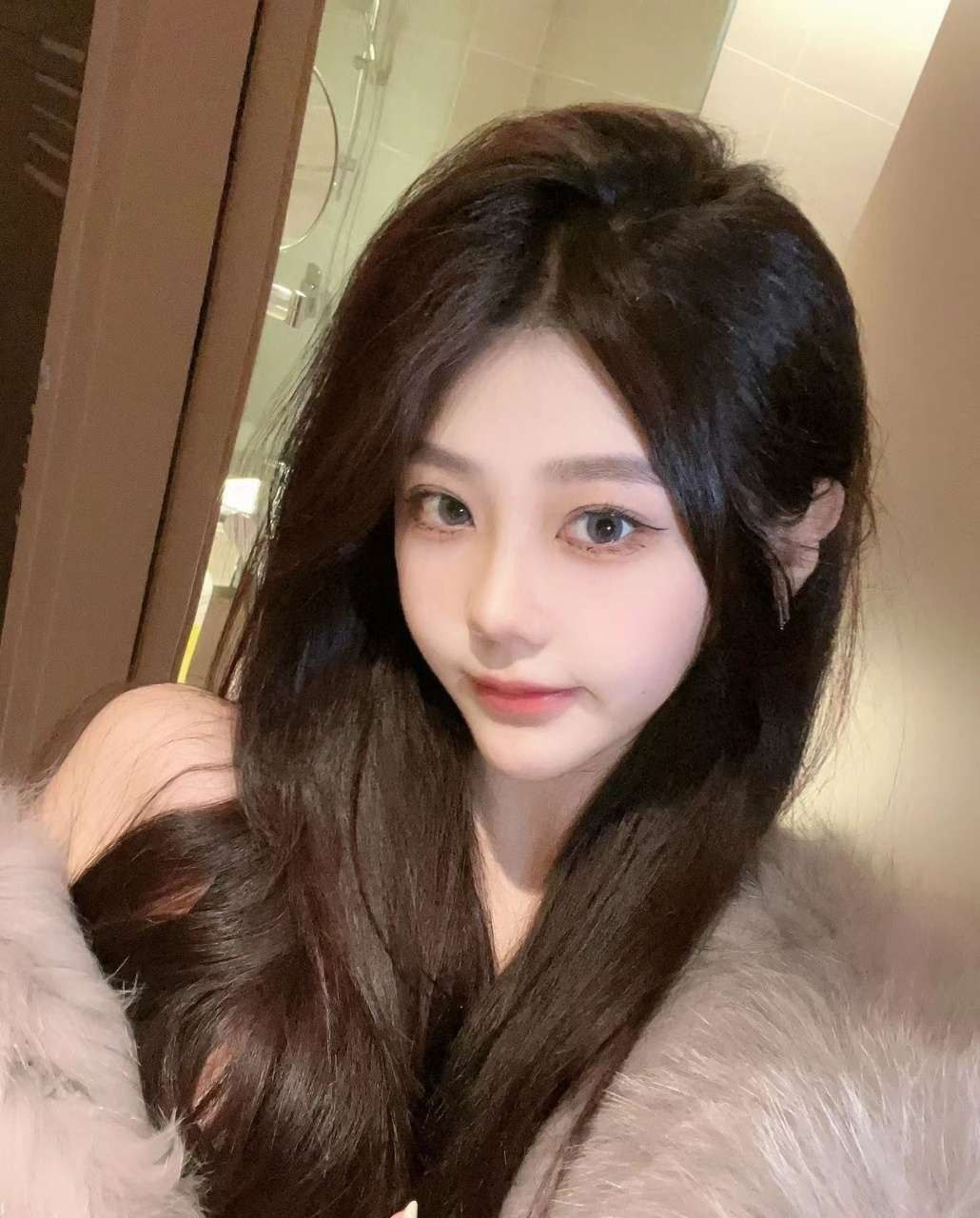 南京新人 极品硬W条件短开Nj 3🉑约本人马甲线