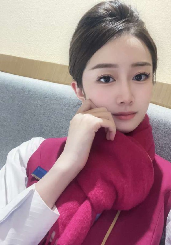 太原南航最美年度空乘 175．真D 纯天然无整全身雪白，性格温柔可69 情感初体验待客如初恋少量时间兼职！