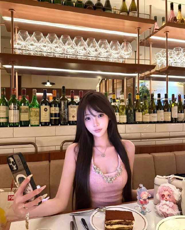 真实🇯🇵留学生回国  短期兼职  ,热爱健身 天然美🐻  腰细🍑臀 无敌长腿,真实女友感  情人体验  错过即是罪过