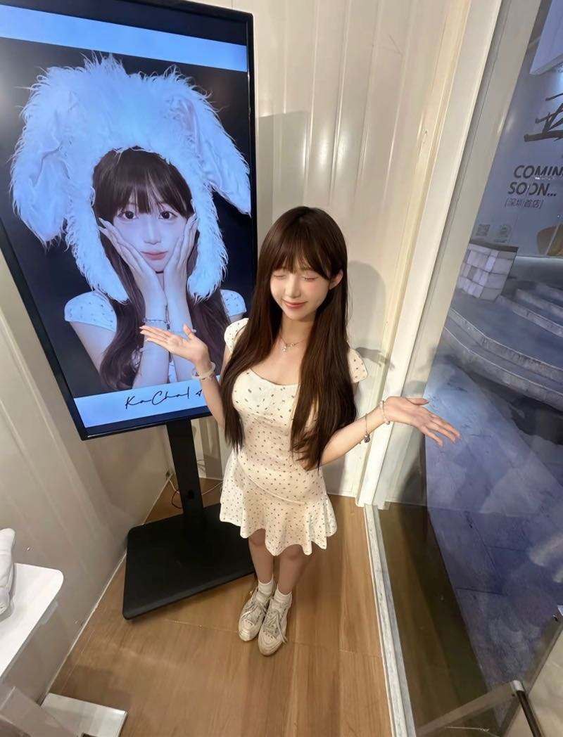 广州外围 真实04年 165E在校大学生桃子极品暨大大二学生兼职 甜美纯欲 乖巧懂事 性格温柔开朗活泼 服务Nice 萝莉音 