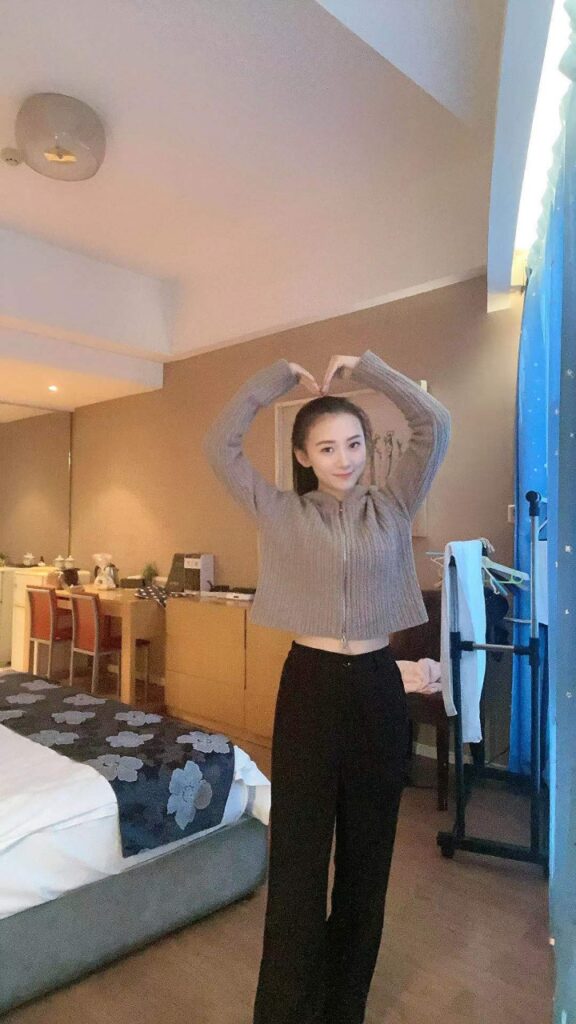 mmexport1622827800790