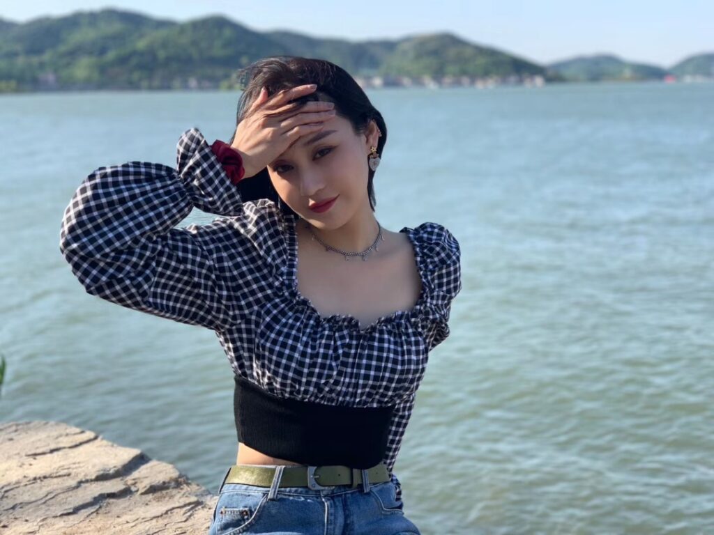 济南外围新人三点粉嫩 1 mmexport1626203740757