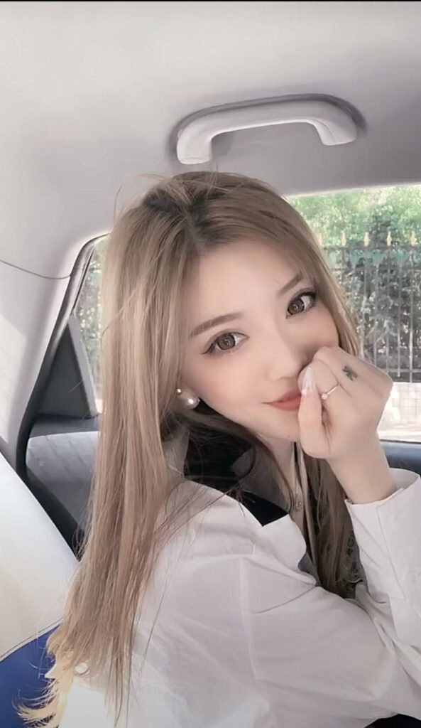 mmexport1629790893345