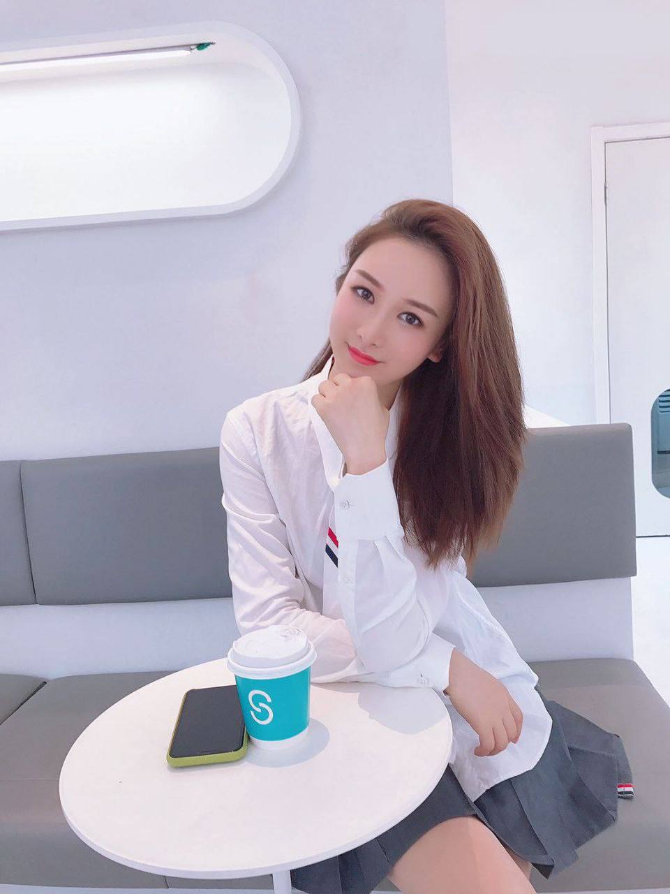 无锡外围 氛围感女孩 可纯可欲