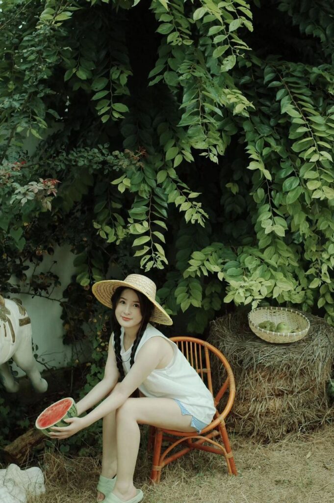 1696338513120 compressed