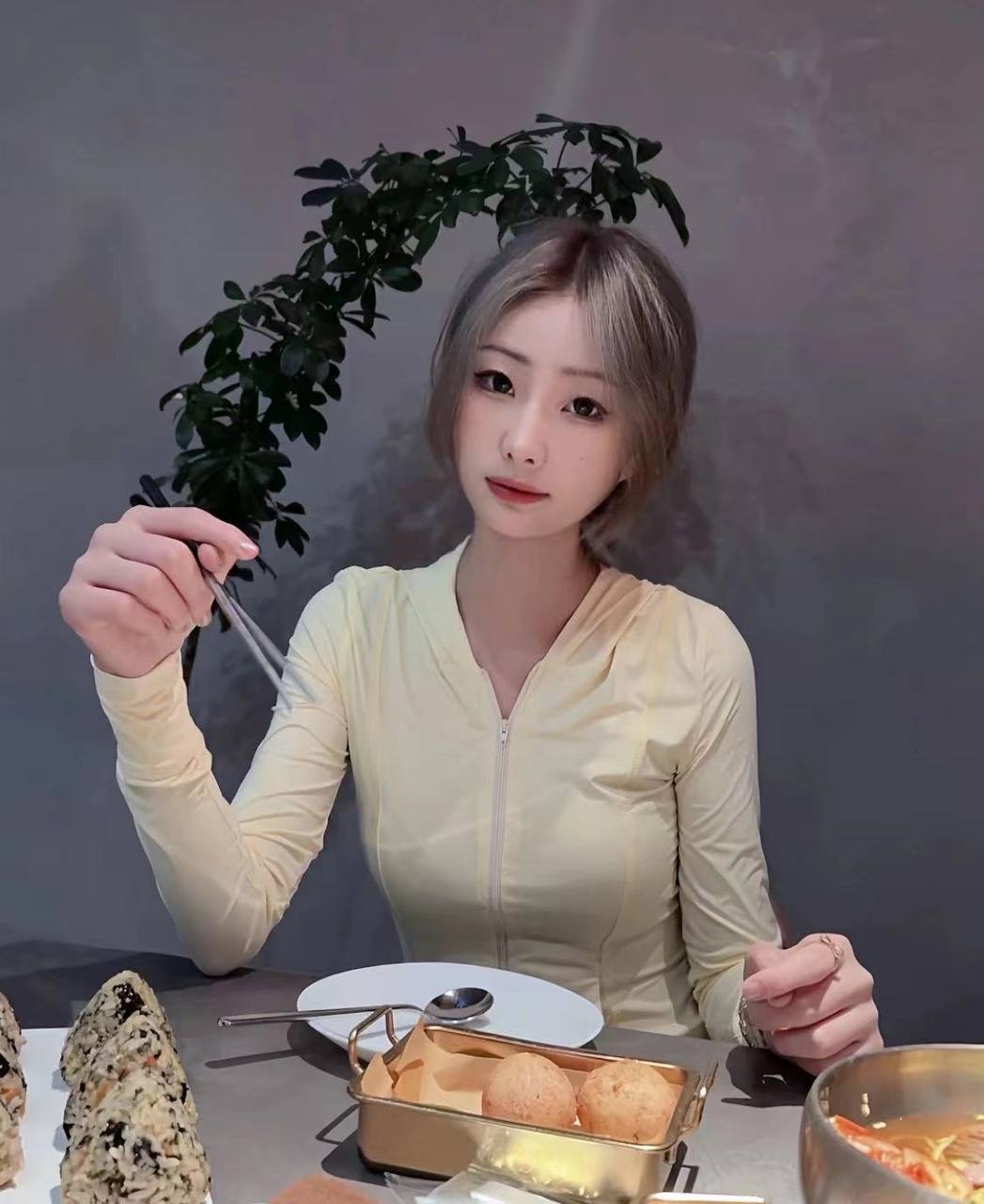 深圳外围06念兼职学生温柔听话甜美可爱
