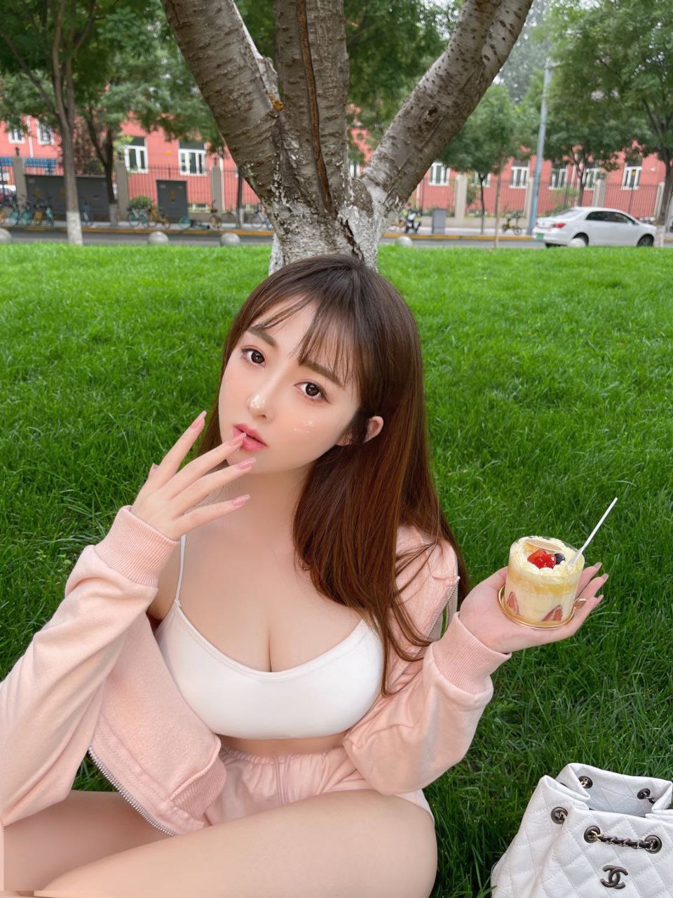 青岛外围白幼纯jk少女 在校大学生