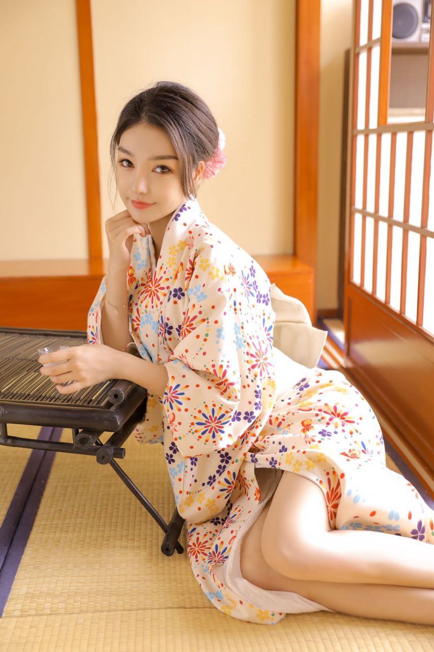 深圳外围168D日本樱花妹 02年温柔可爱