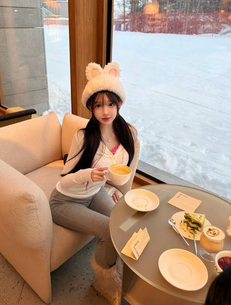 深圳外围 英国留学生丸子 童颜巨乳超级嗲