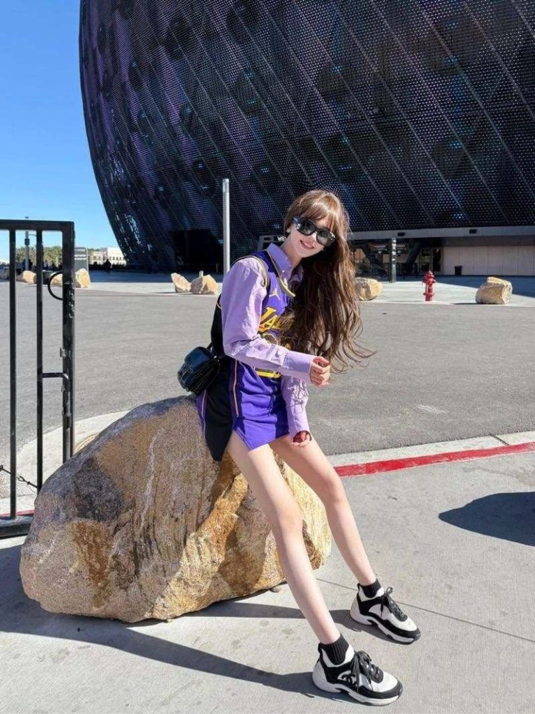 北京外围 173D真实艺人兼职 筷子腿超级廋 5 1000025975