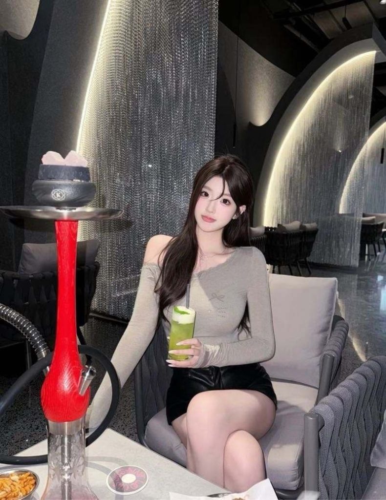 杭州外围 06嫩妹初下海 青秀甜妹 极品A4腰 3 1000026092