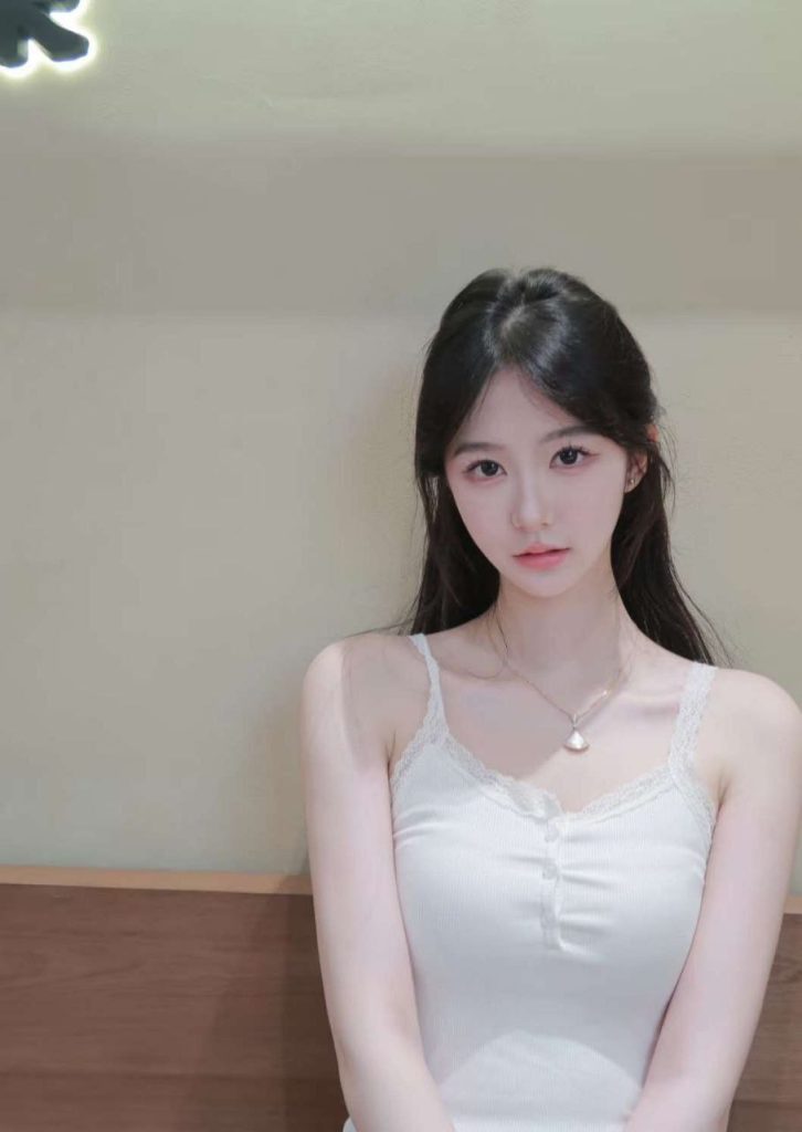 上海外围 05年极品校花兼职 皮肤白嫩身材高挑 1 1000026693