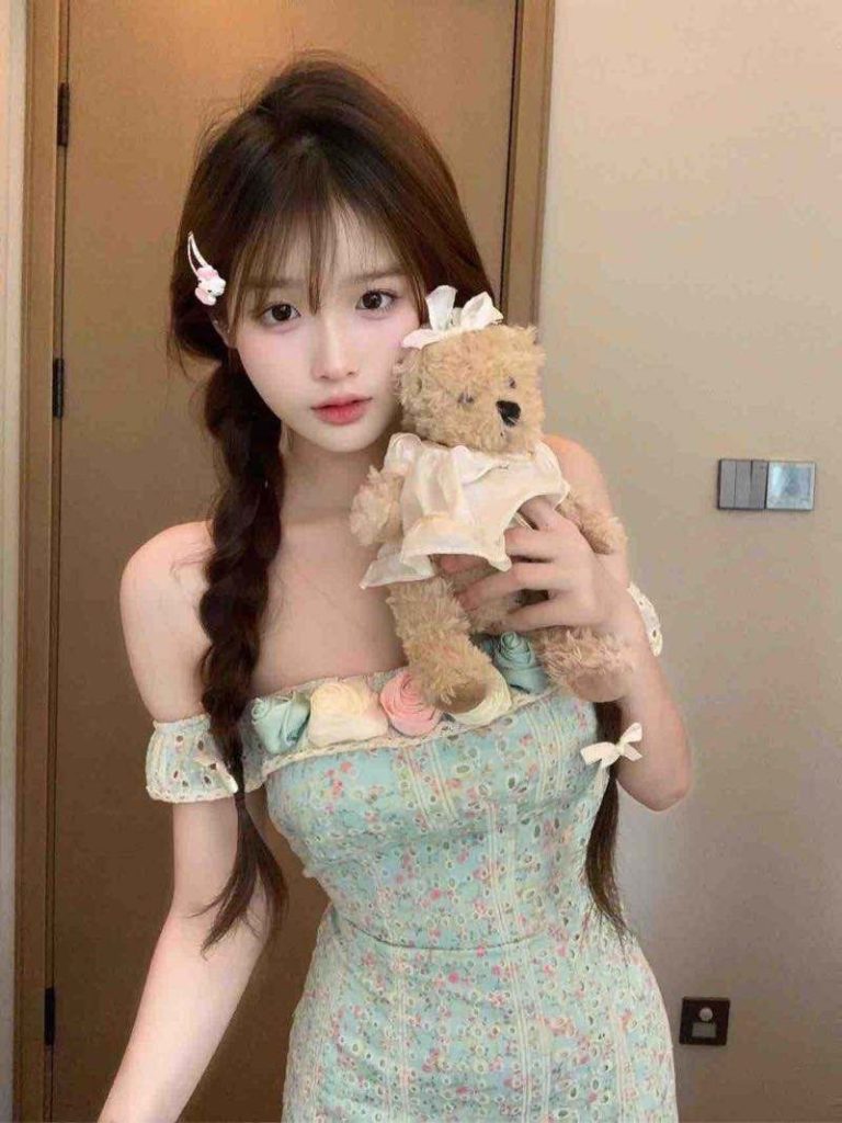 东莞外围 05年新人170学妹兼职 高白纯细腰筷子腿 2 1000031065