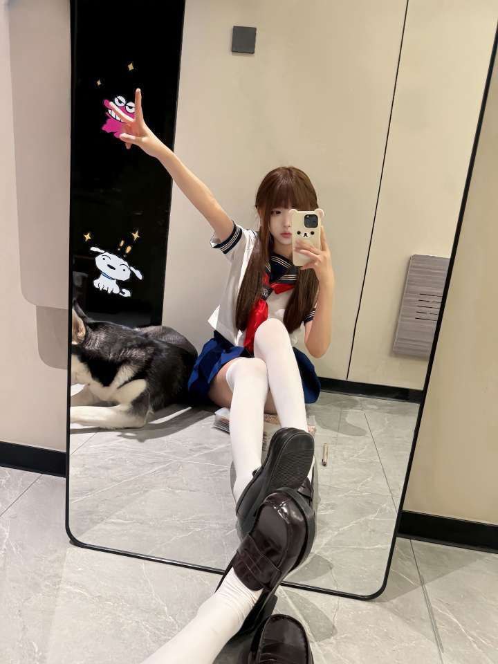 武汉外围 06年极品反差 天生顶级炮架 4 1000038296