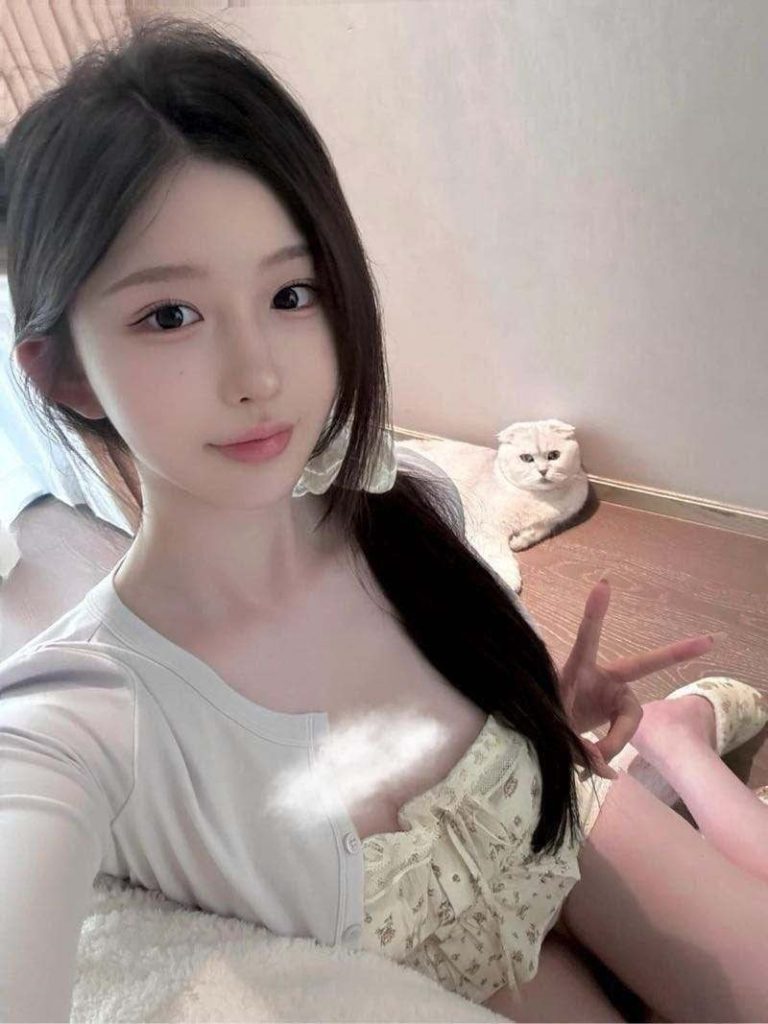 海口外围 04年清纯幼态脸 肌肤光滑细腻 冷白皮 全身软乎乎 全身无整 不烟不酒 无纹身 三点粉 敏感水多 4 1000004240