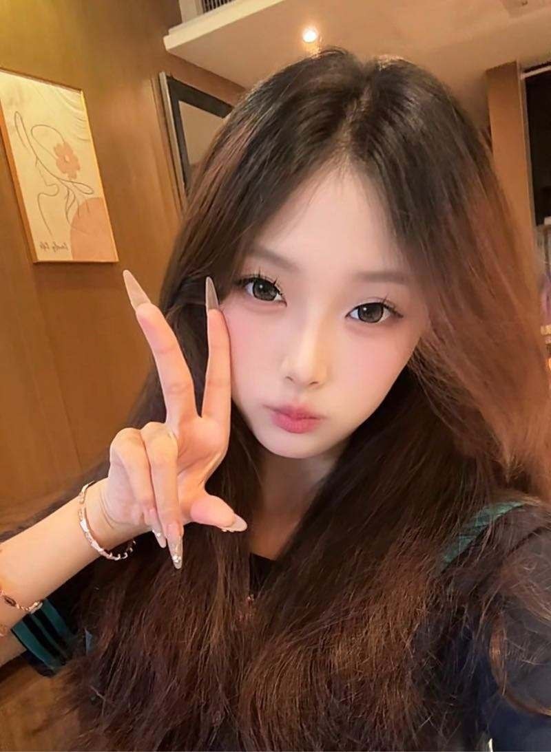 温州外围 真实年龄07A𝟰腰 筷子腿 无纹身 完美身材 皮肤白皙上下3点粉 初次出海
