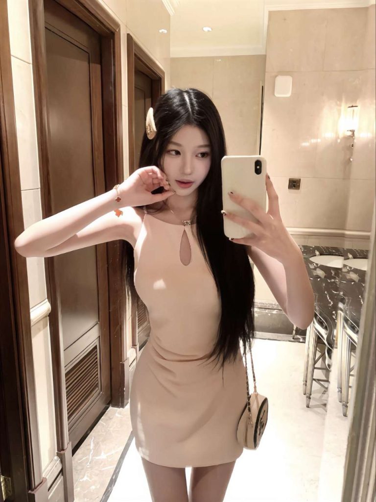 昆明外围 天然无整 皮肤白皙 真胸C杯 手感柔软 三点粉嫩 超绝美腿 白皮可爱辣妹 1 1000005622