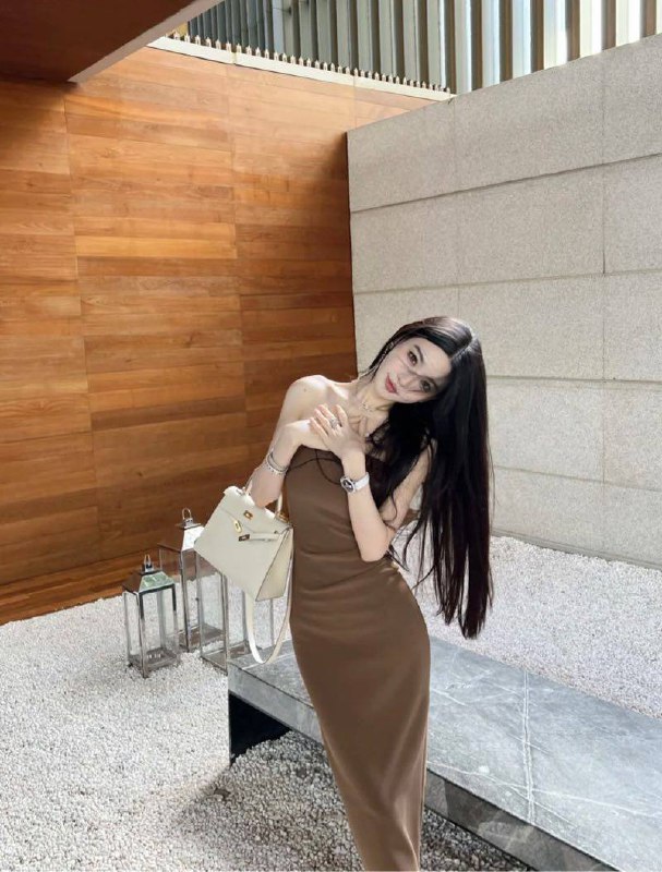 西安外围学生妹 175/46 天然D 模特 主播 签约模特 4 file 1329