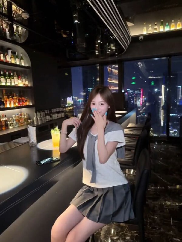 济南外围新人 168/42 天然C 小妹 热情 乖巧 5 file 1693