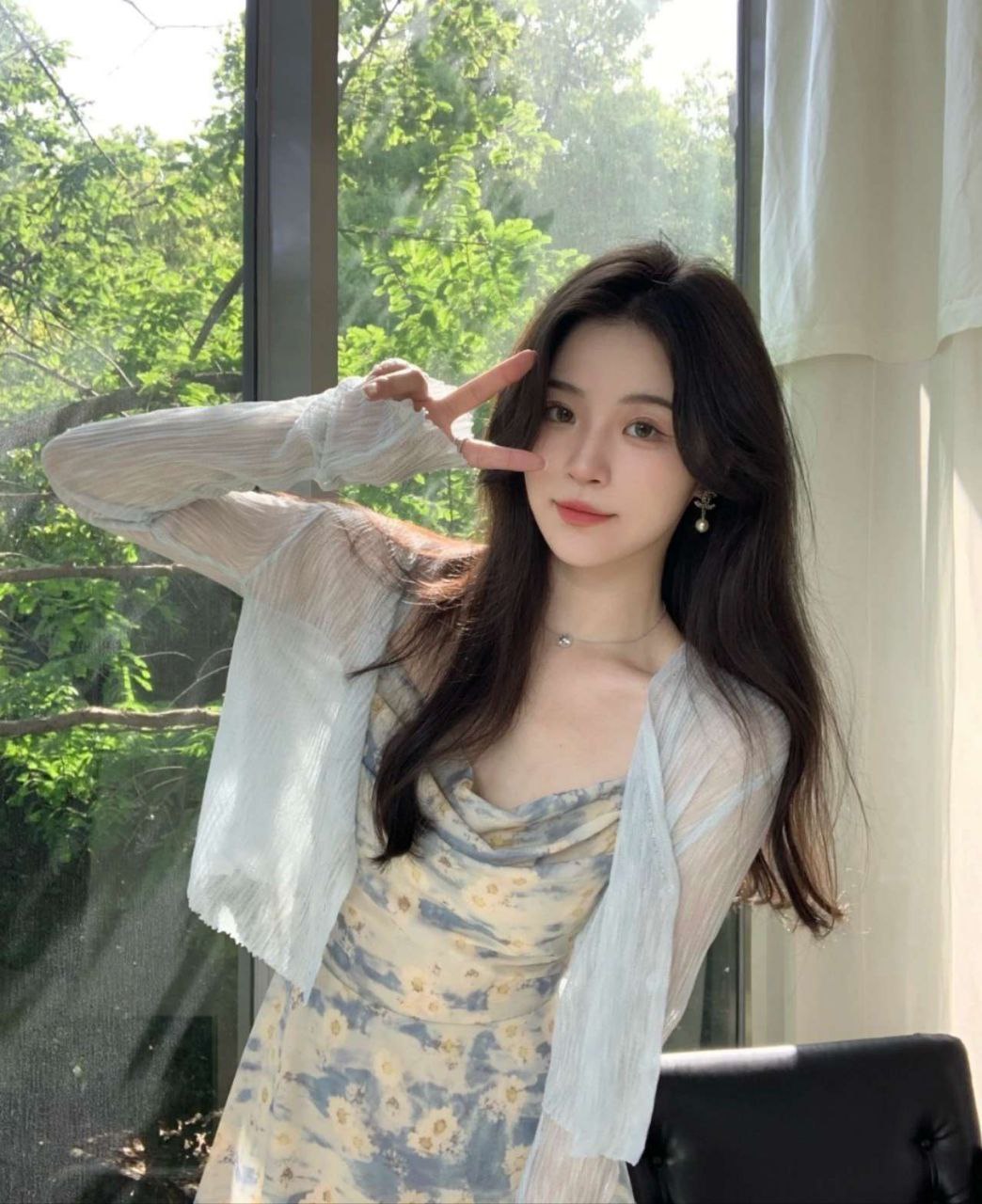 成都外围 肤白腿细性格温柔 初恋女友 清纯童颜 全身无整 前凸后翘 气质佳 服务好 情商高