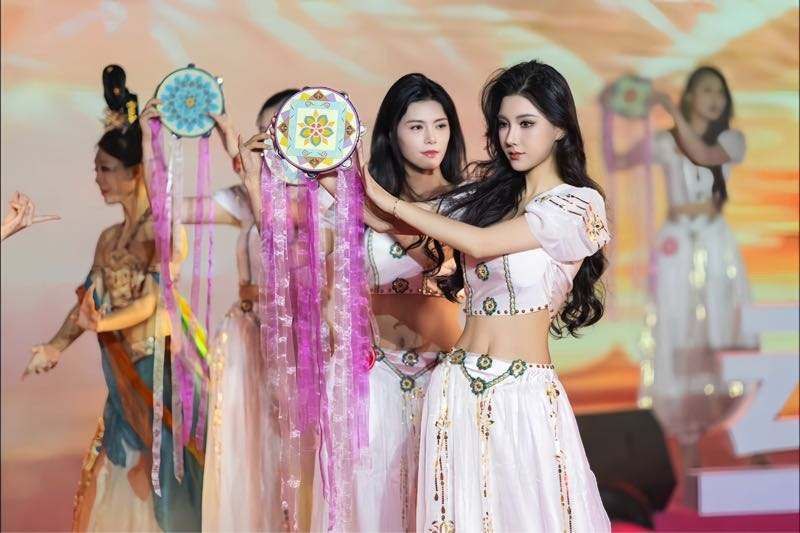 北京外围 全球中华小姐大中华网络总决赛华南冠军爱好瑜伽 潜水滑雪骑行蜂腰马甲线 肤白貌美大长腿人前淑女人后欲女 1 北京外围 全球中华小姐大中华网络总决赛华南冠军爱好瑜伽 潜水滑雪骑行蜂腰马甲线 肤白貌美大长腿人前淑女人后欲女