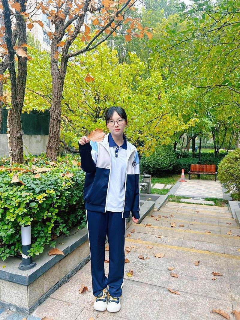 贵阳外围 纯天然0️⃣整妈生脸 无风尘味 小白花配合度极高 敏感体质 紧致氵多 超级大长腿腿 性格超好