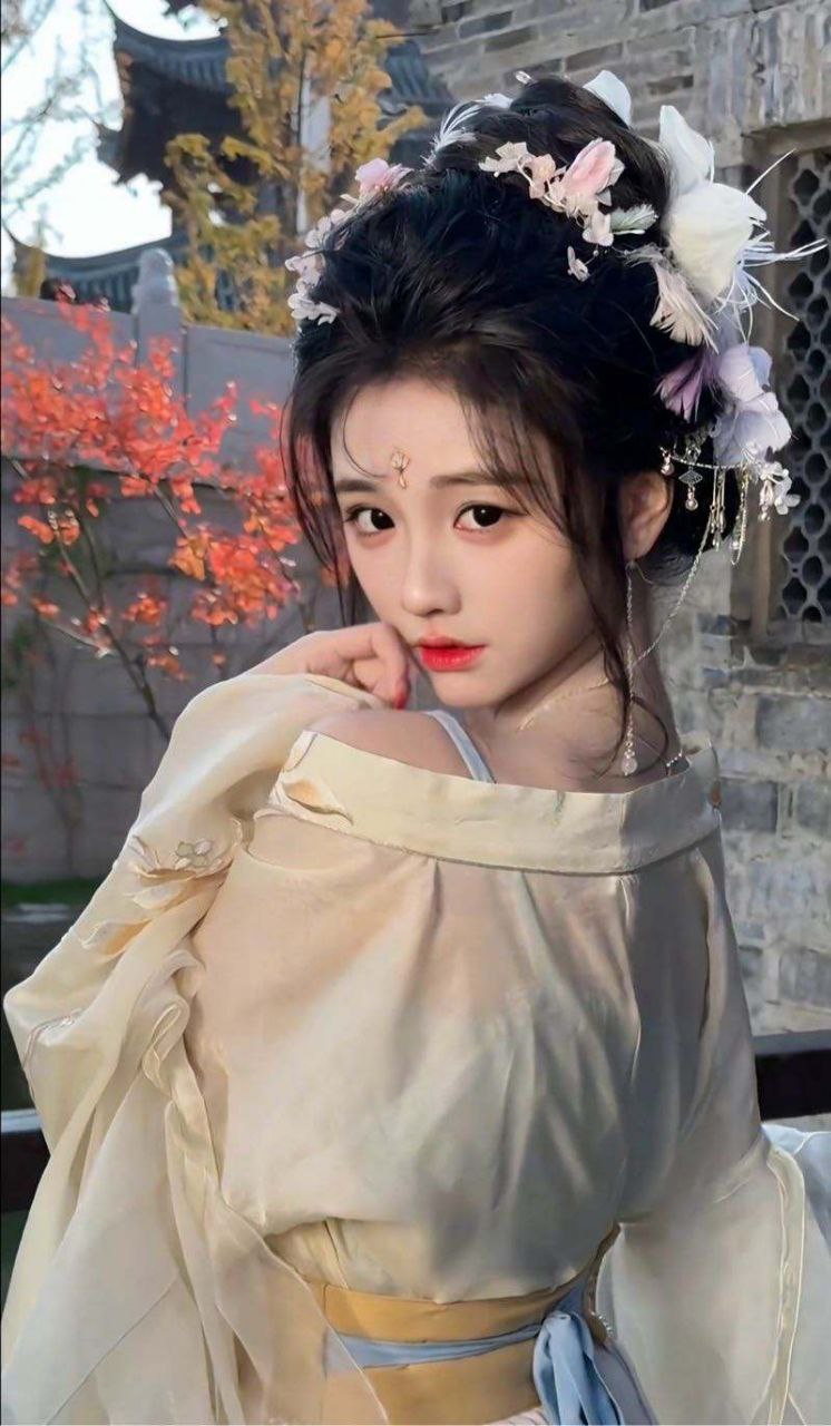 杭州外围 🦜质量 纯天然妈生脸 全身皮肤白皙光滑 吹弹可破 可素颜 无风尘味 完美身材比例腿细长直 极易敏感多汁 三点粉 紧致会夹 可甜可御 性格好 乖巧听话 1 杭州外围 🦜质量 纯天然妈生脸 全身皮肤白皙光滑 吹弹可破 可素颜 无风尘味 完美身材比例腿细长直 极易敏感多汁 三点粉 紧致会夹 可甜可御 性格好 乖巧听话