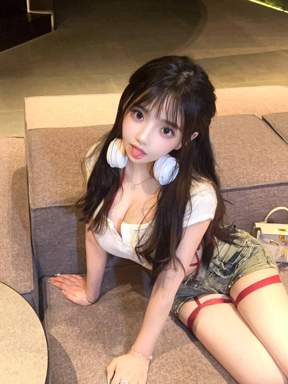 郑州外围高颜值 165/95 天然C 3 file 2603