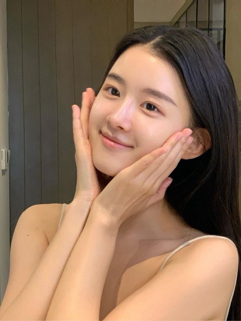 广州外围模特 173/96 天然D 纯欲 韩系 肤白貌美 4 file 3817