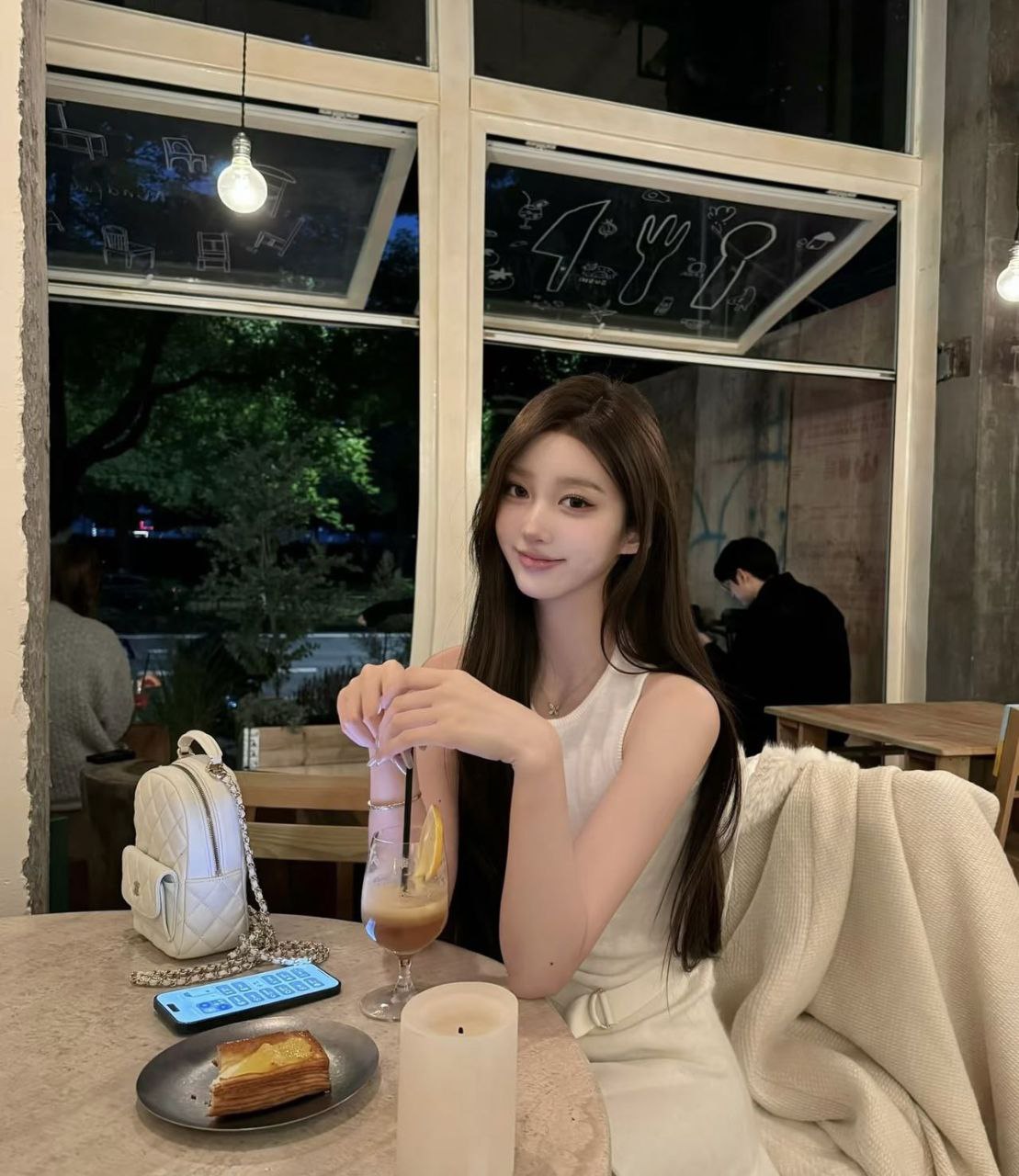 深圳外围精致 174/100 天然D 兼职 新人 五官精致 3 file 3978