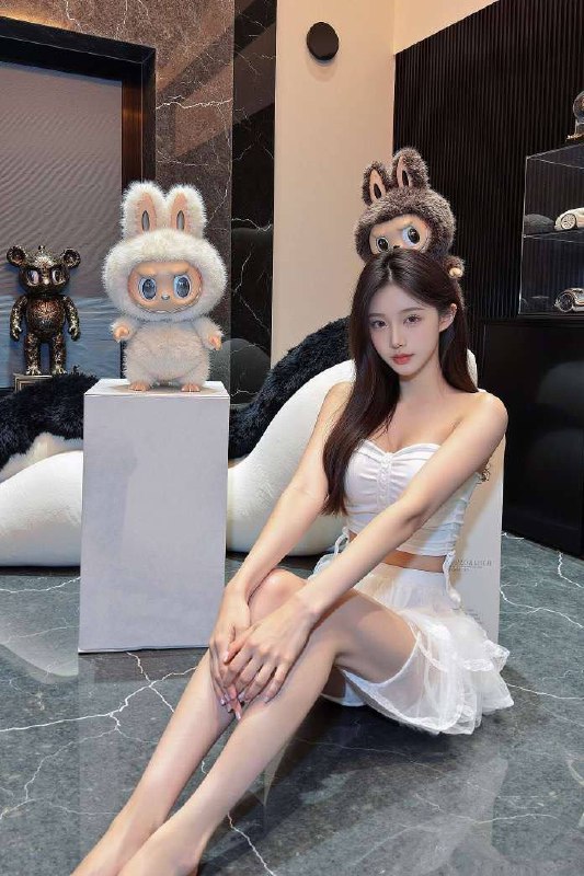 青岛外围可盐可甜 173/95 天然C 主动 气质 2 file 5398