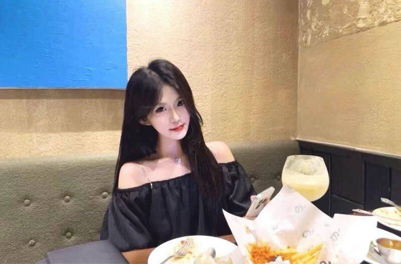 济南外围兼职 172/50 天然C 主动 热情 3 file 5437