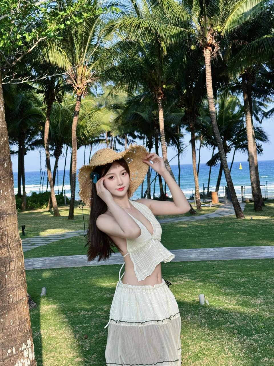 济南外围主播 175/52 天然D 筷子腿 五官精致 网红 3 file 5441