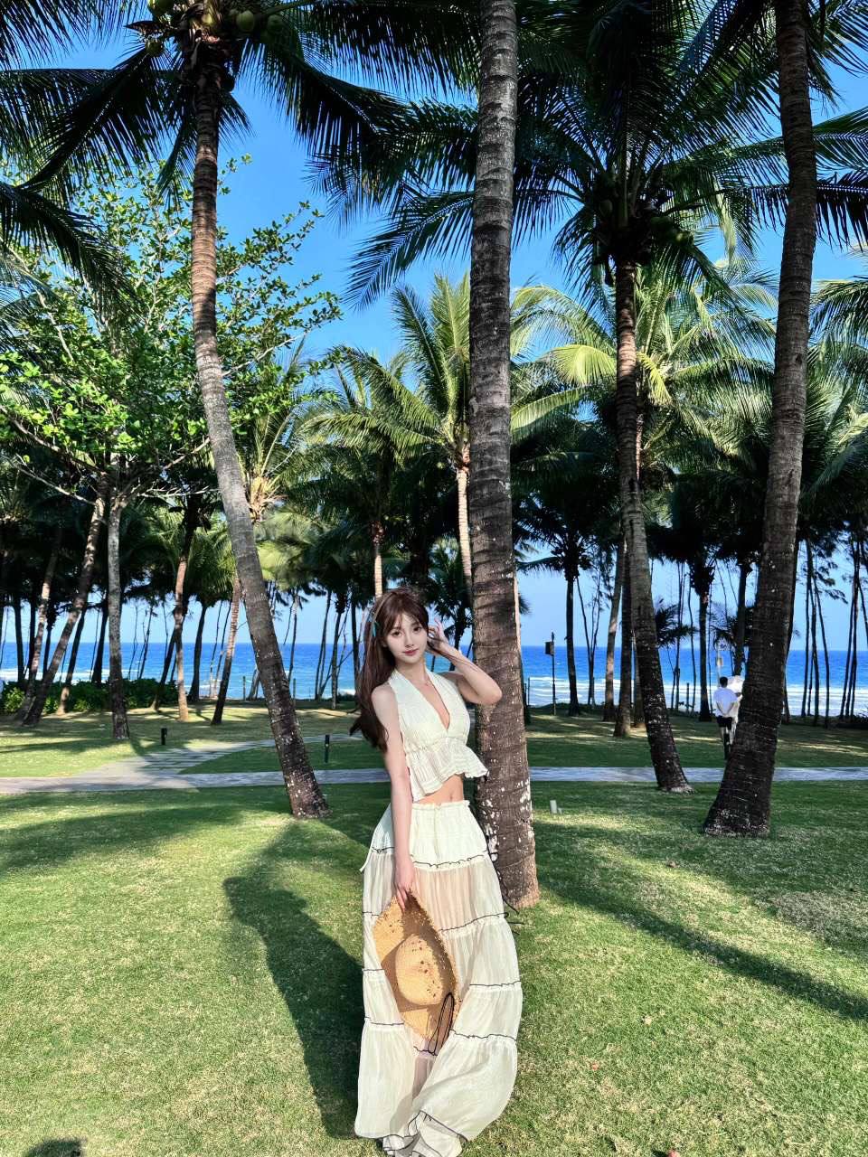 济南外围主播 175/52 天然D 筷子腿 五官精致 网红 5 file 5443