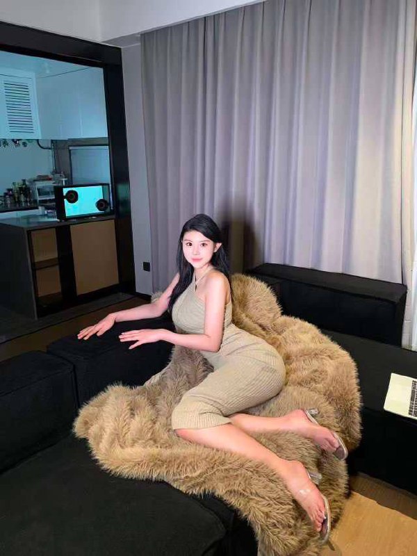 沈阳外围初恋feel 173/46 天然D 洋气 新人 初恋 4 1MnewOyA file 5631