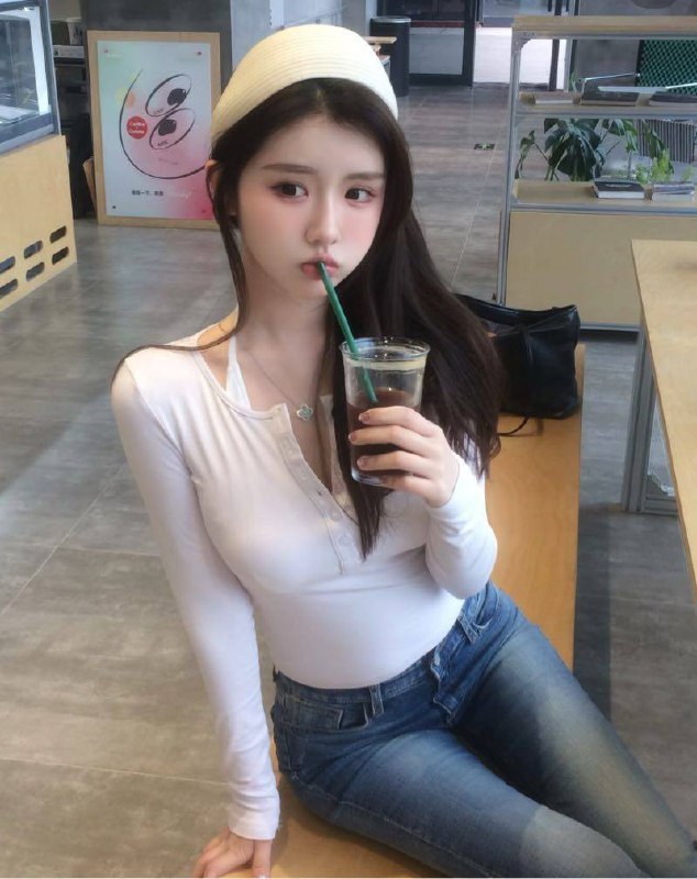 苏州外围校花 168/69 天然D 可爱 新人 五官精致 4 file 6292