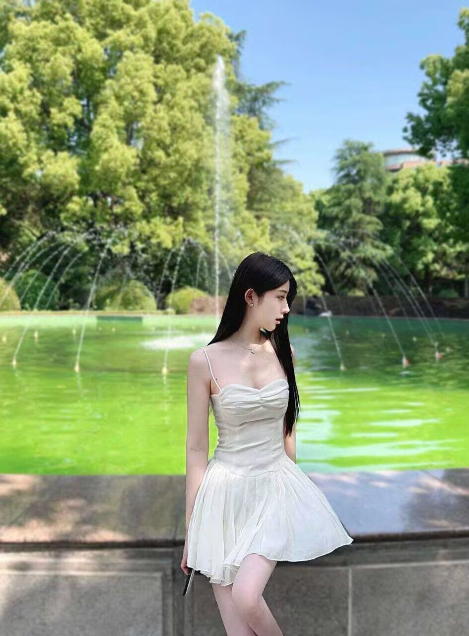 海口外围04年学生妹 168 天然D 校花 蜜桃臀 白嫩 2 file 6533