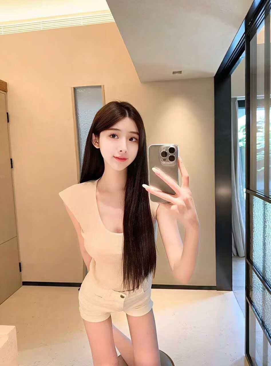 海口外围04年学生妹 168 天然D 校花 蜜桃臀 白嫩 3 file 6534