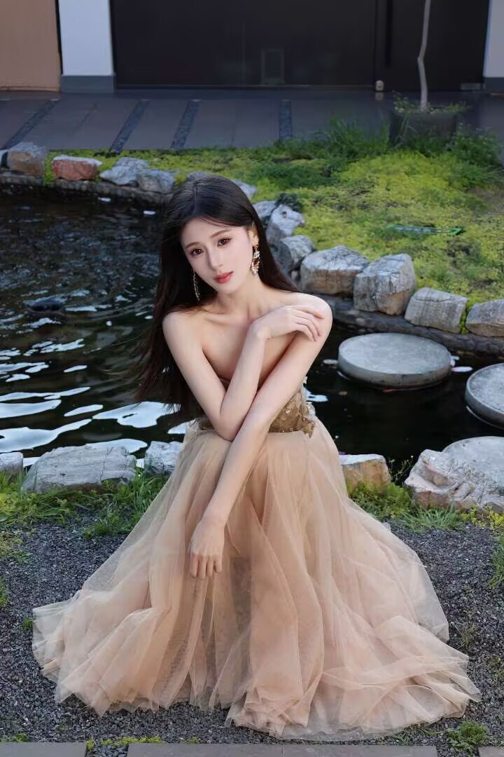 苏州外围05年筷子腿 175/96 天然E 腿控 气质 精致 1 file 6627