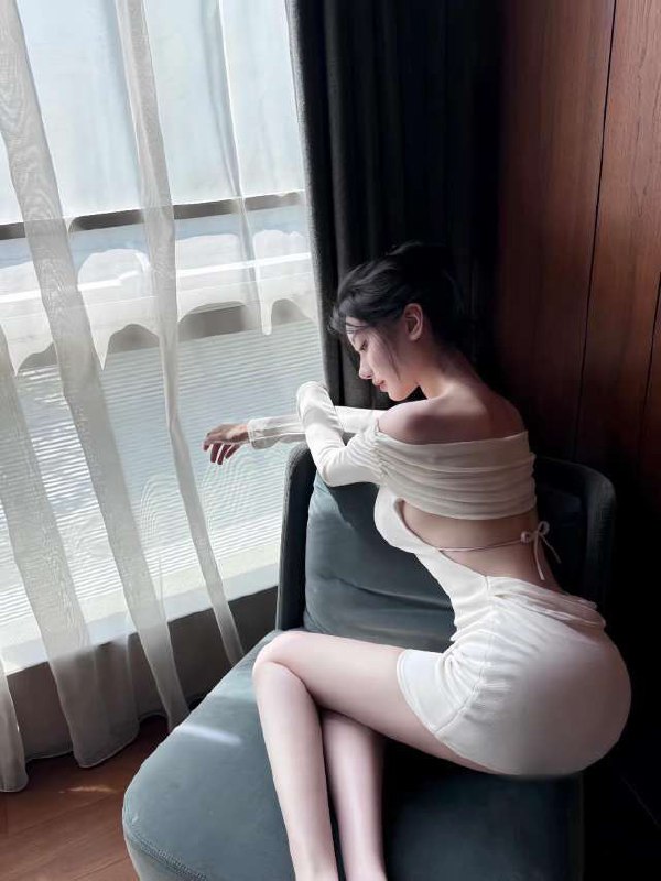 拉萨外围学生妹 168 天然E 留学生 初恋feel 初恋 5 file 6818