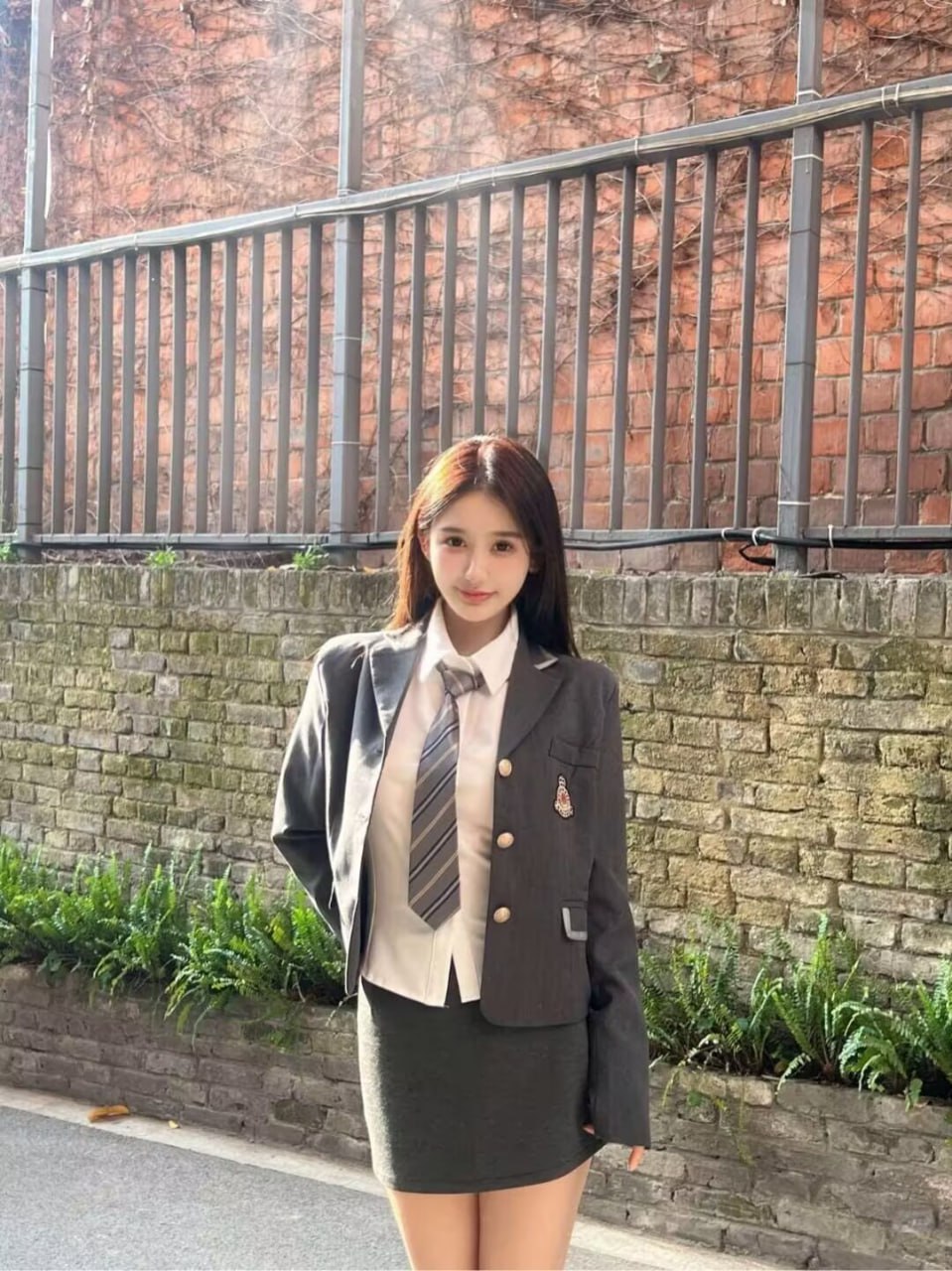 南宁外围学生妹 166/88 天然D 筷子腿 学妹 丝袜 5 file 6830