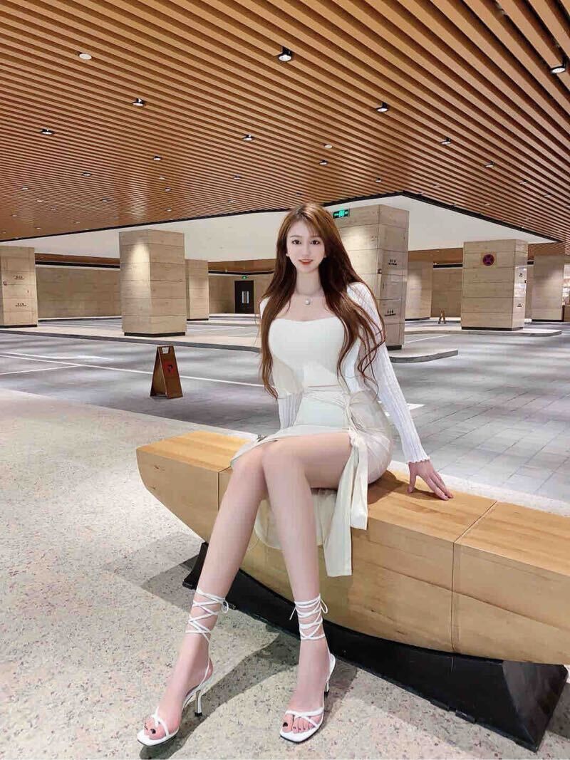 南宁外围空姐 178/69 天然C 车模 欧美身材 初恋feel 4 file 6848