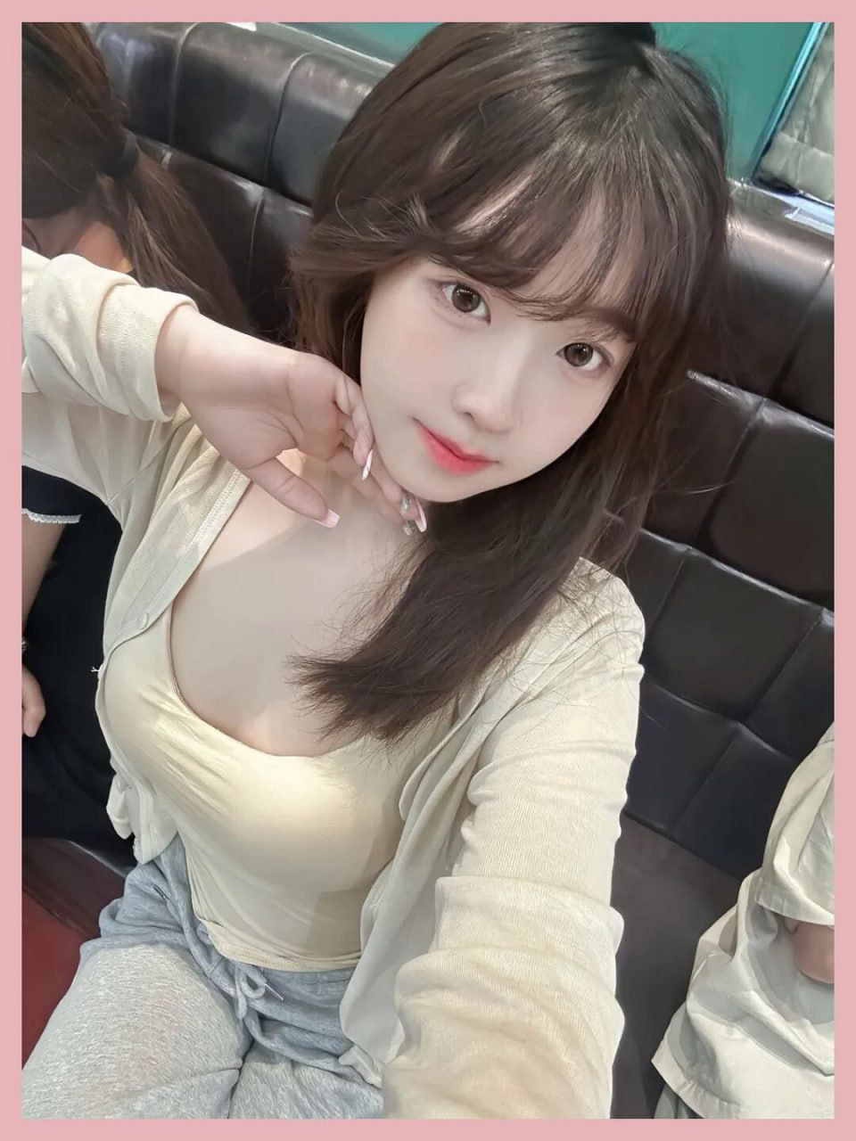 天津外围新人 168/69 天然B 兼职 4 file 7250