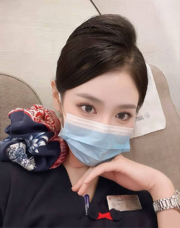 上海|04年 170cm 御姐·女友感相关配图
