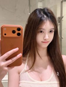 重庆｜98年 170cm 清纯·筷子腿