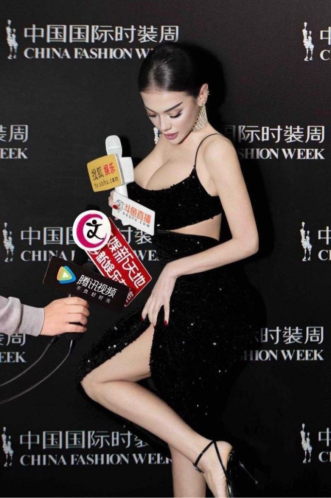 上海洋酒 02年英国模特兼职可纯可蜜可家可外可耶 2 1000022786