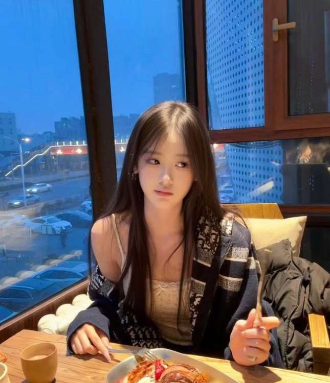 武汉外围 06年纯欲天花板 听话乖巧极品反差 5 1000024965