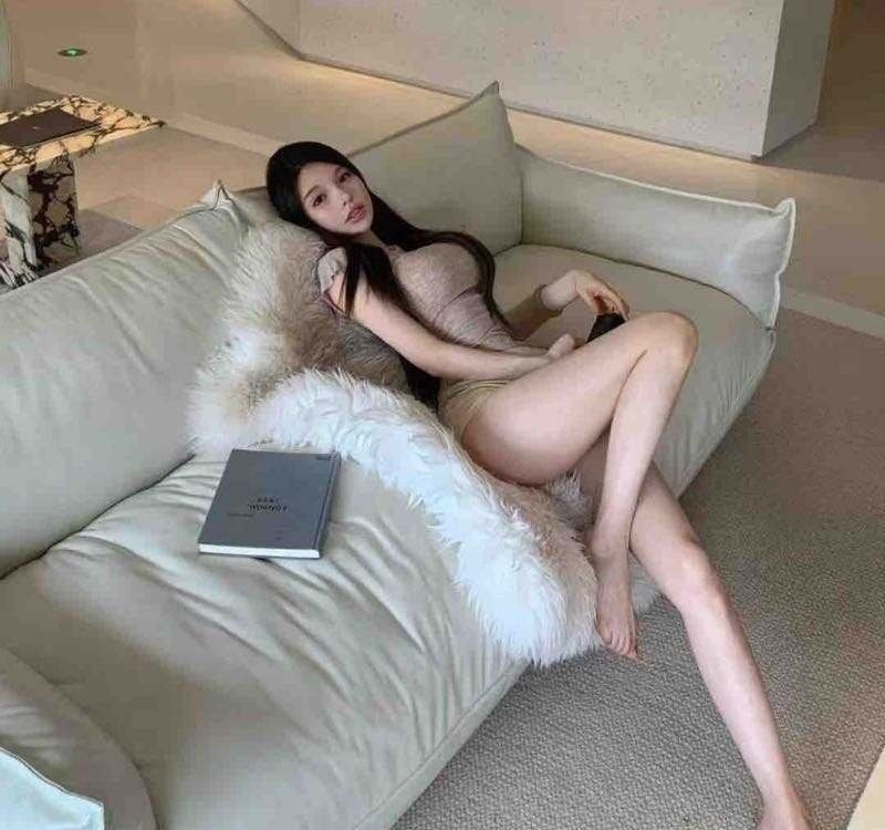 成都外围 03在校生 纯兼职 身体柔软 皮肤白嫩 3 1000027177